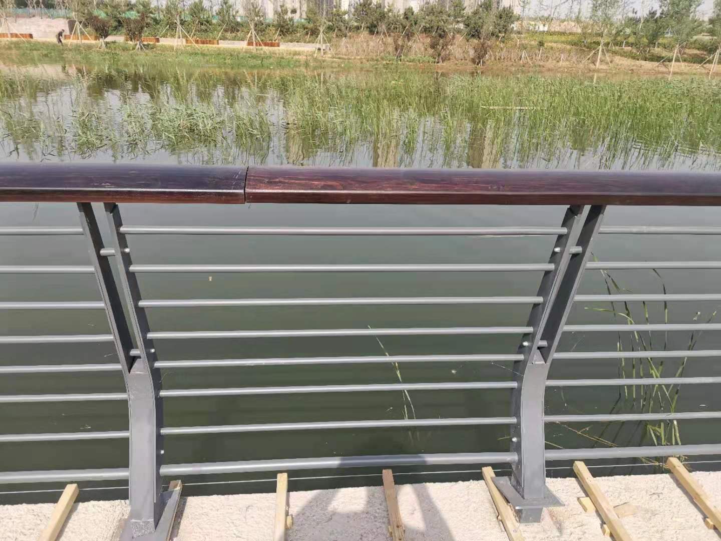 衡水市桥梁防撞护栏桥梁防撞护栏 - 推荐